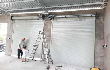 Thi Công Lắp Đặt Cửa Cuốn Quận 11 TPHCM